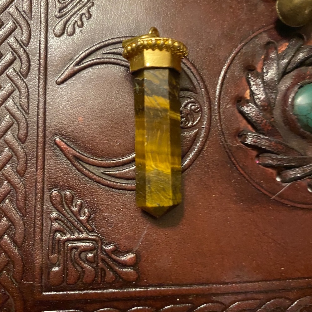 Beautiful Tigers Eye Pendant!  Charged with Reiki